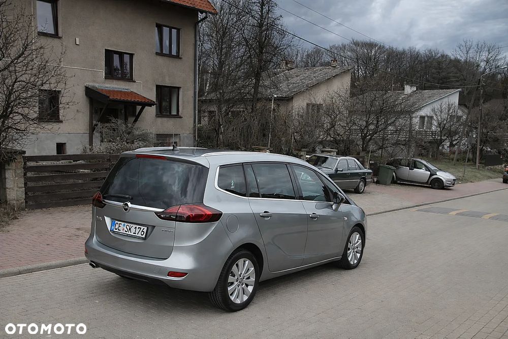 Opel Zafira 1.6 T SIDI Cosmo S&S - 8