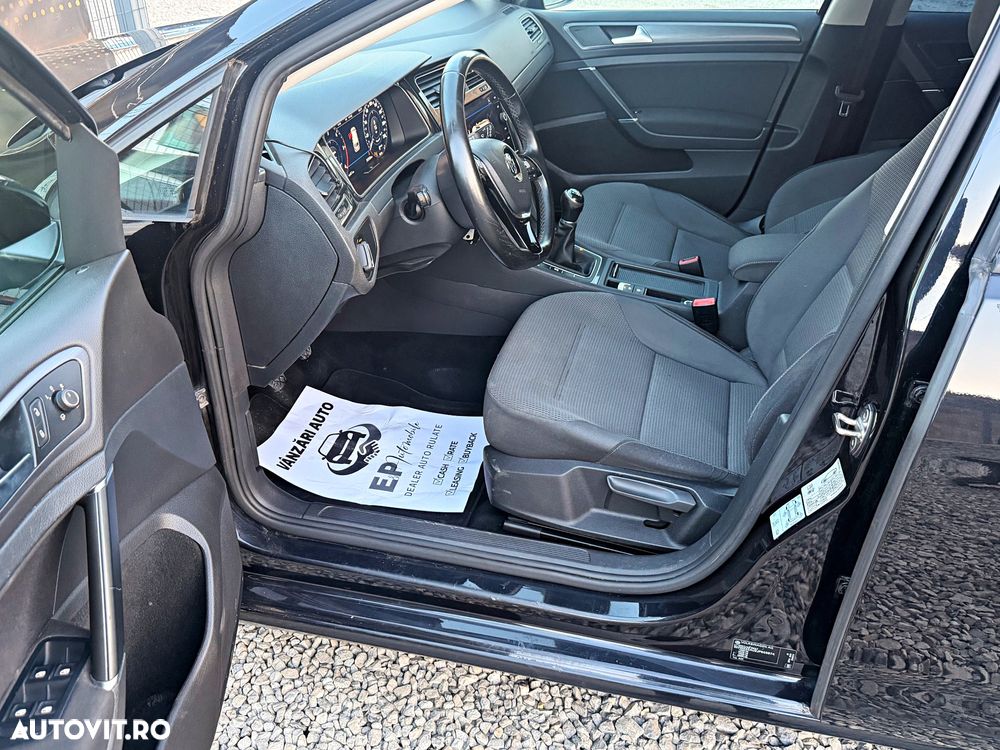 Volkswagen Golf 1.6 TDI BlueMotion Technology Cup - 21