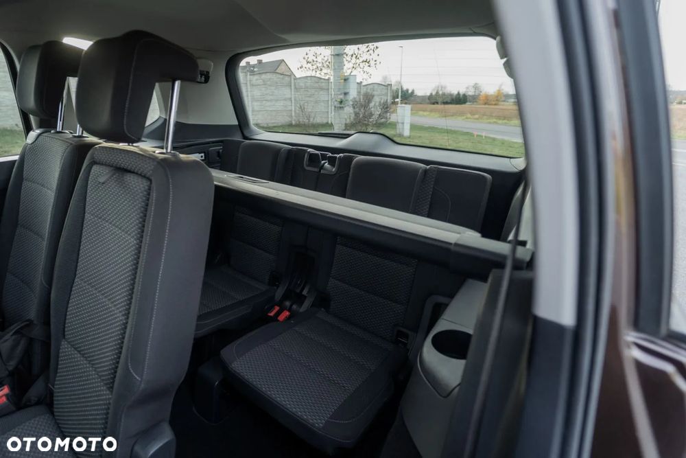 Volkswagen Touran 1.6 TDI SCR (BlueMotion Technology) Comfortline - 8