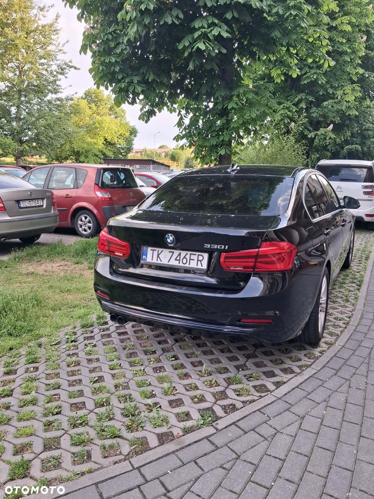 BMW Seria 3 330i Edition Luxury Line Purity - 7
