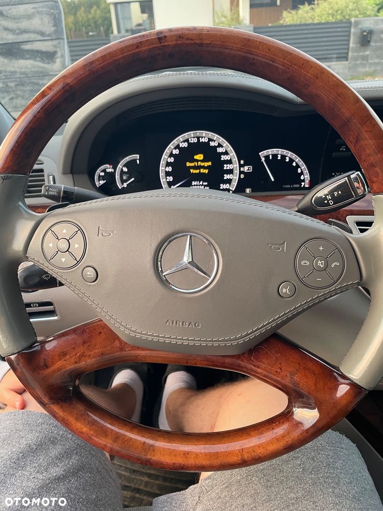 Mercedes-Benz Klasa S - 21