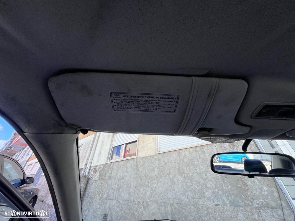 Honda Civic 1.4i Profile - 14