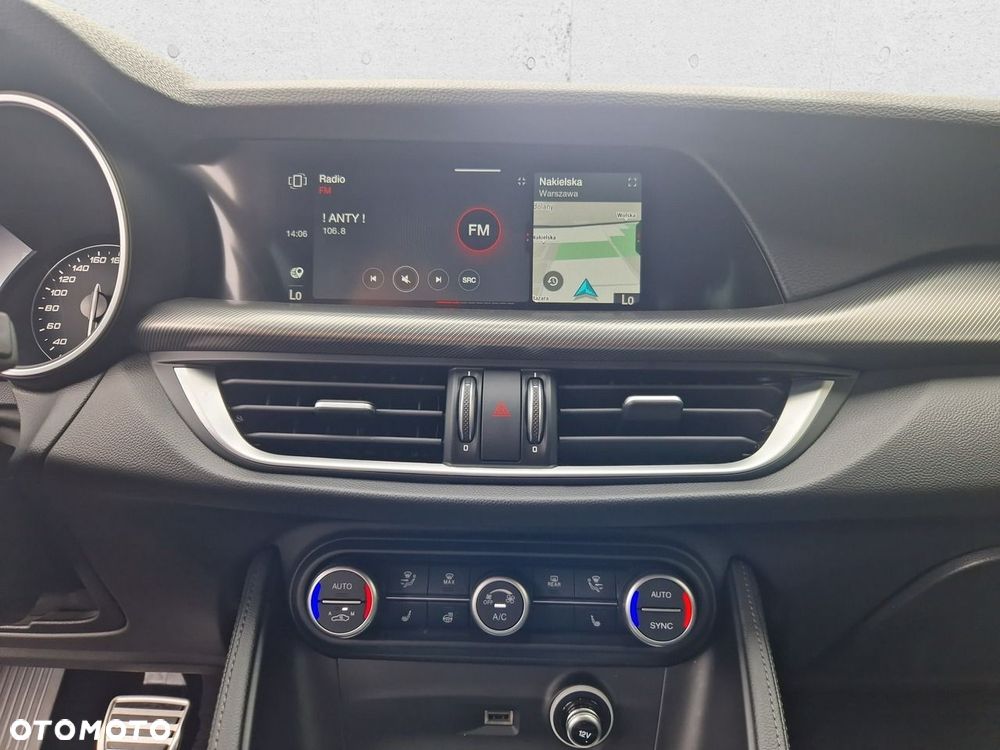 Alfa Romeo Stelvio - 19