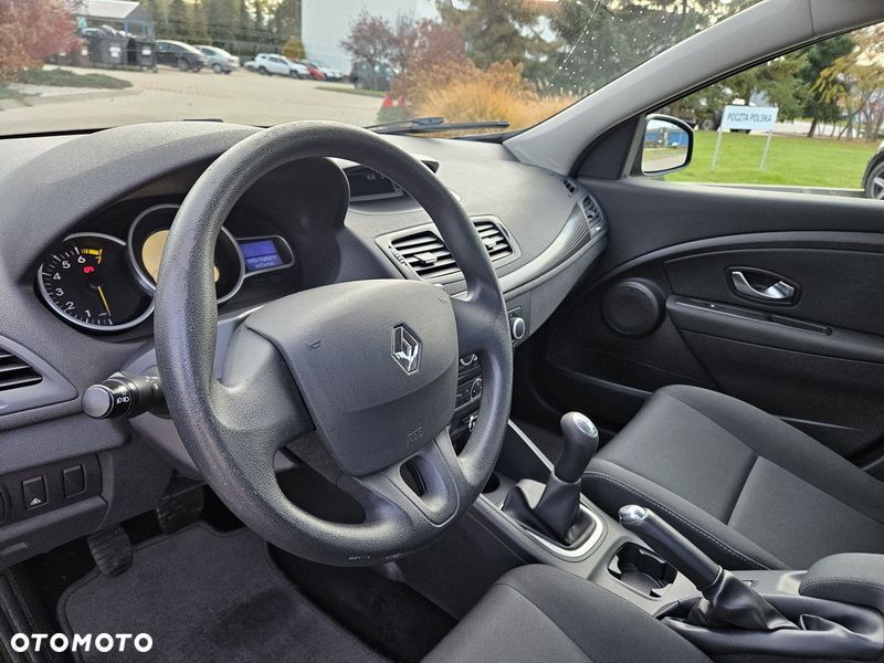 Renault Megane 1.6 16V Authentique - 6