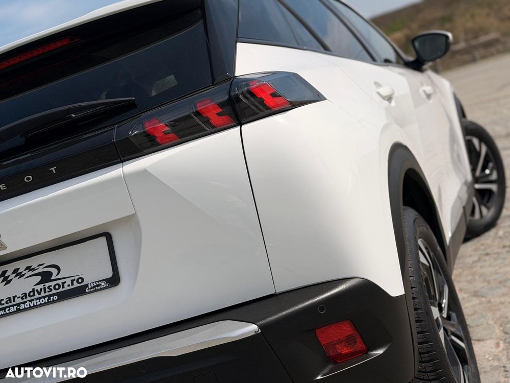 Peugeot 2008 1.2 L PureTech STT Allure - 13