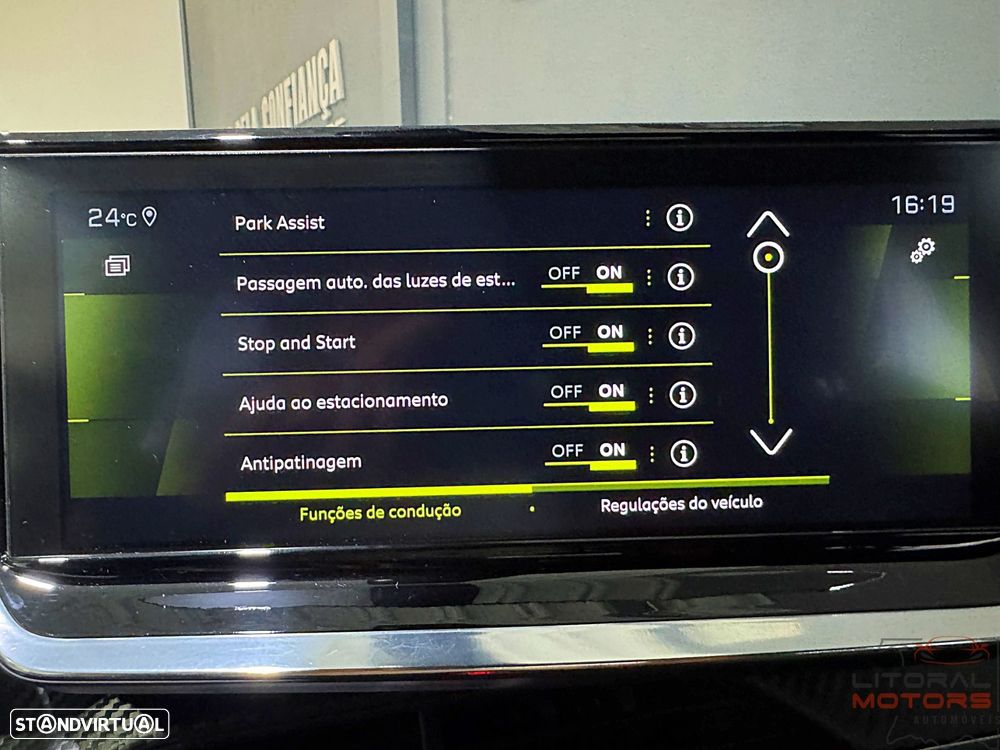 Peugeot 2008 1.2 PureTech GT Line EAT8 - 32