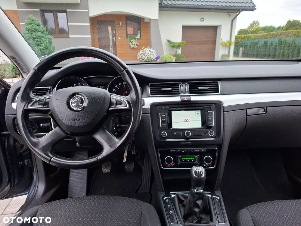 Skoda Superb 1.6 TDI GreenLine - 21