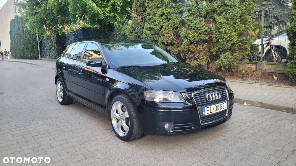 Audi A3 Sportback 2.0 FSI Attraction Tiptr - 1