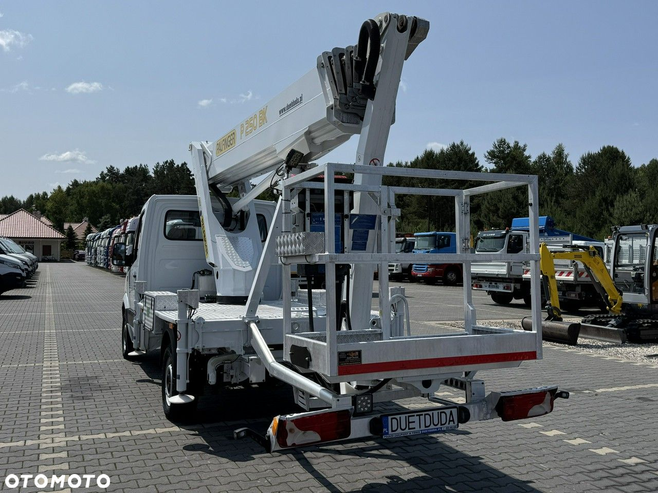 Mercedes-Benz Sprinter - 22