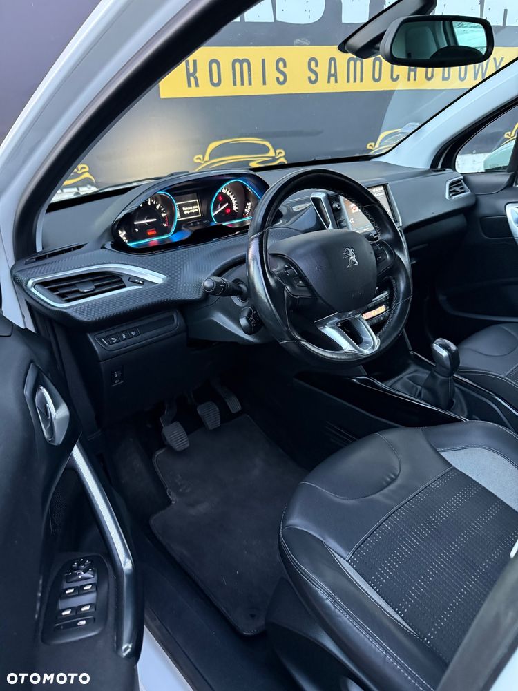 Peugeot 2008 PureTech 110 Style - 11