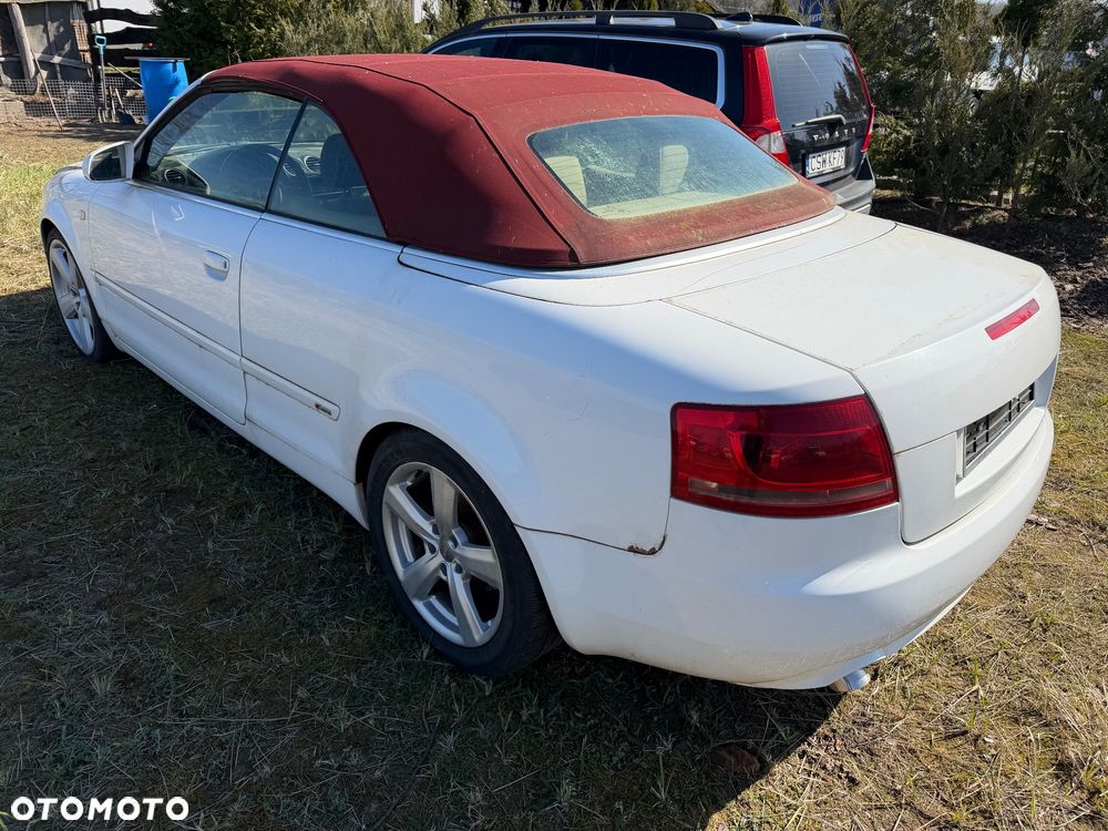 Audi A4 Cabrio 2.0 TDI DPF - 6