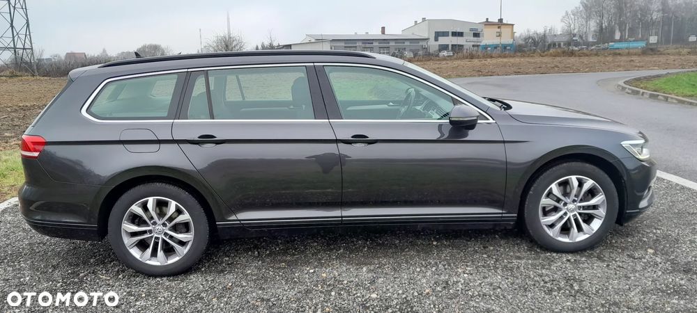 Volkswagen Passat - 7