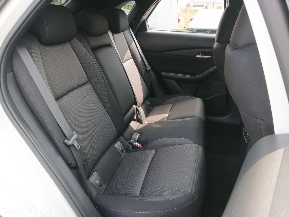 Mazda CX-30 - 21