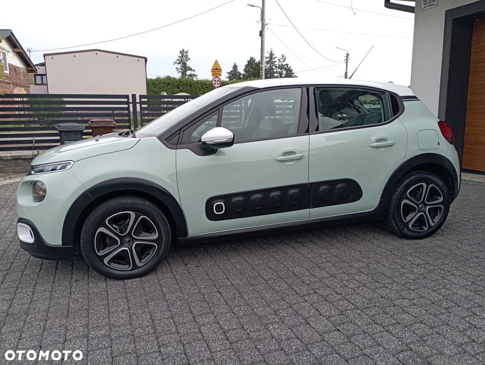 Citroën C3 Pure Tech 82 SHINE - 17