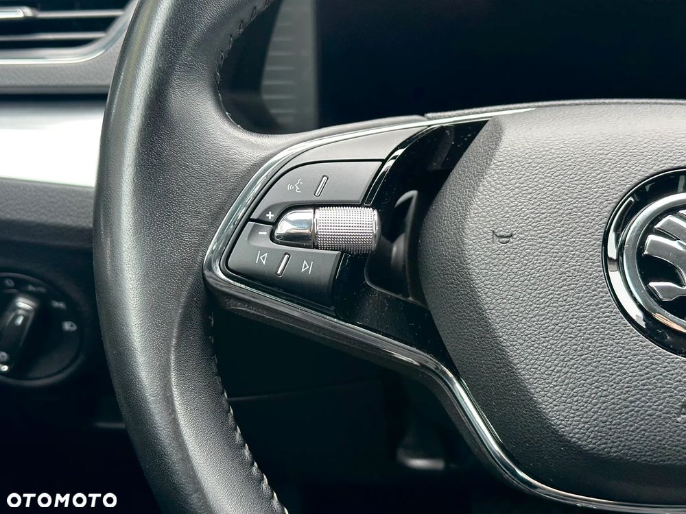 Skoda Superb 2.0 TSI Ambition DSG - 15