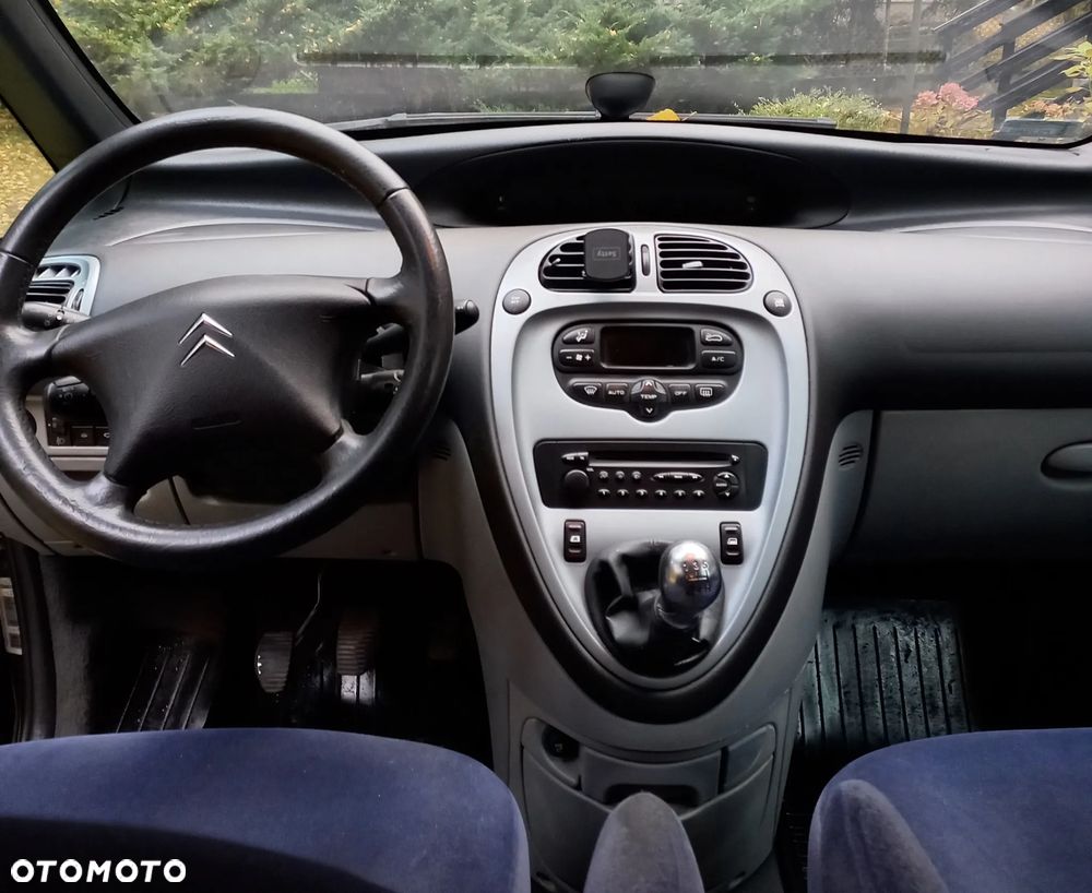 Citroën Xsara Picasso 1.6 HDI Exclusive - 2
