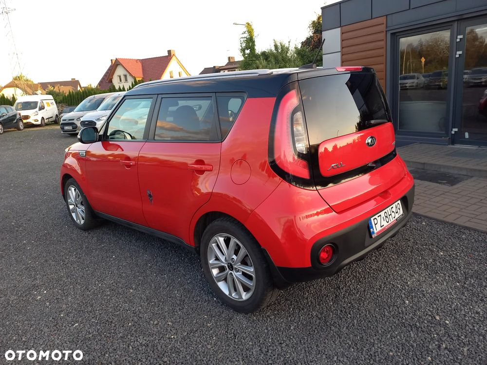 Kia Soul 1.6 CRDI Dream Team Edition - 5