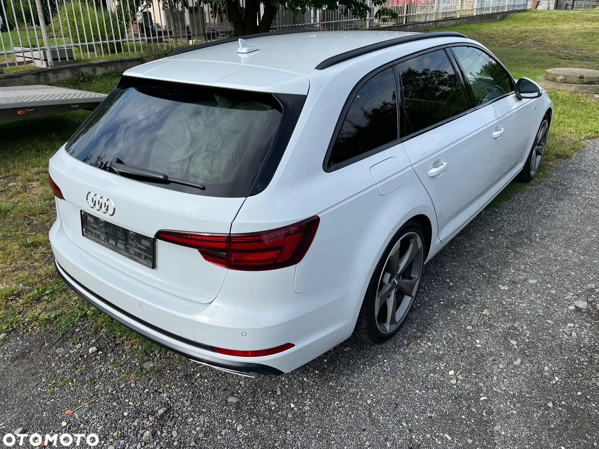 Audi A4 35 TDI S tronic - 2