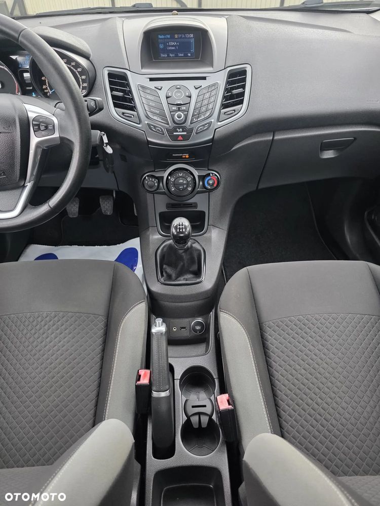 Ford Fiesta - 12