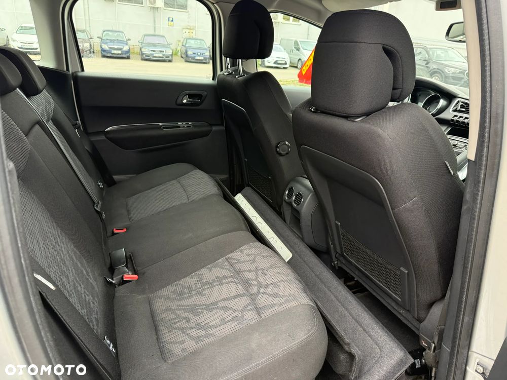 Peugeot 3008 2.0 HDi Allure - 16