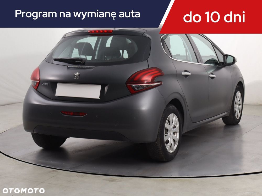 Peugeot 208 - 7