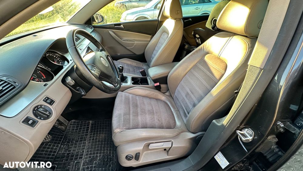 Volkswagen Passat - 9