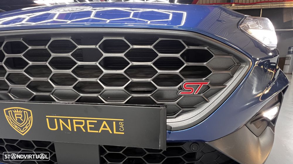 Ford Focus SW 2.3 EcoBoost S&S ST - 31