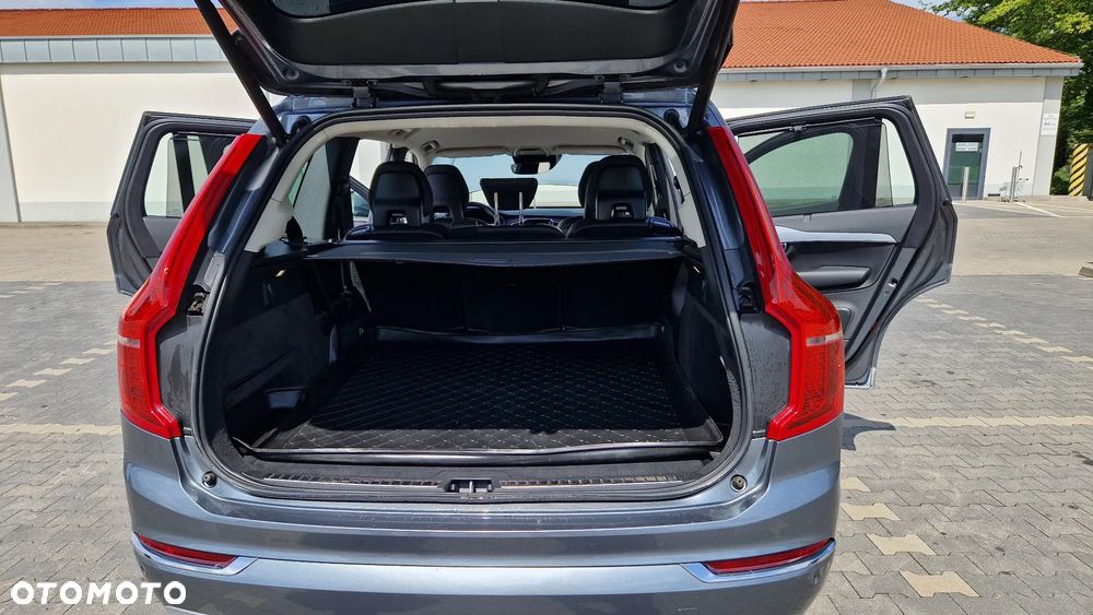 Volvo XC 90 D5 AWD Momentum 7os - 20
