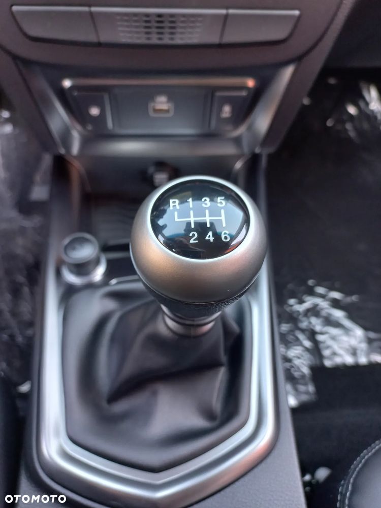 SsangYong/KGM Tivoli 1.5 T-GDI Joy - 24