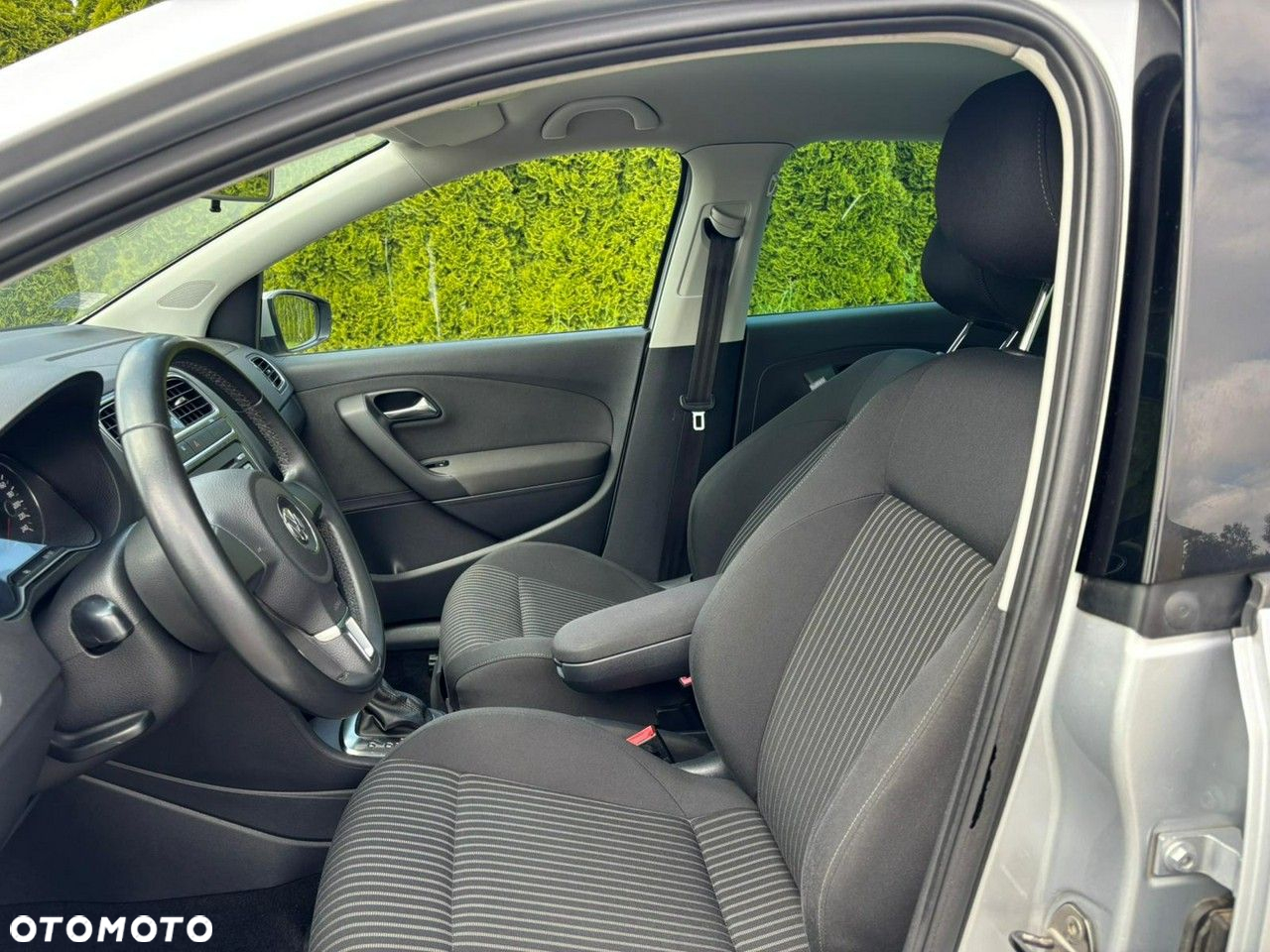 Volkswagen Polo 1.4 16V Comfortline DSG - 15