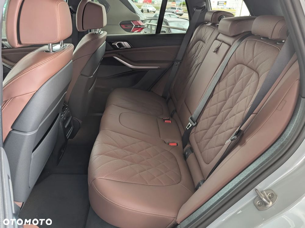 BMW X5 xDrive30d - 14