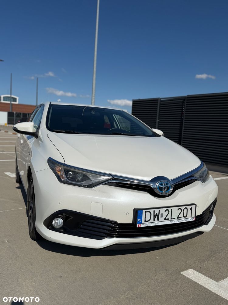Toyota Auris Hybrid 135 Comfort - 2
