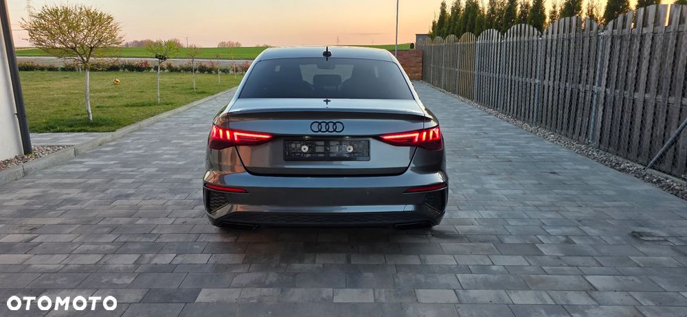 Audi A3 Limousine 35 TFSI S tronic S line - 3