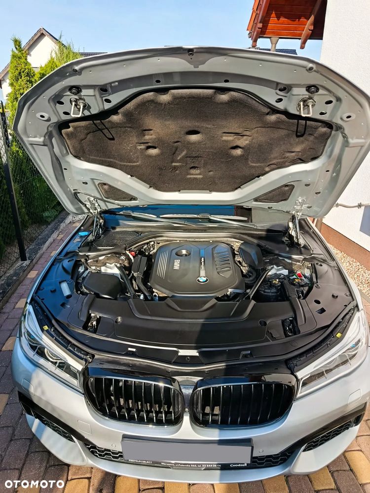 BMW Seria 7 740Li - 7