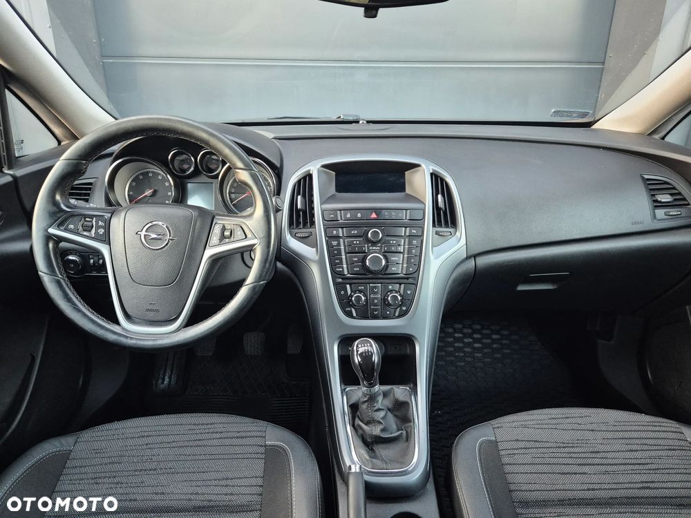 Opel Astra 1.4 T Cosmo EU6 - 6