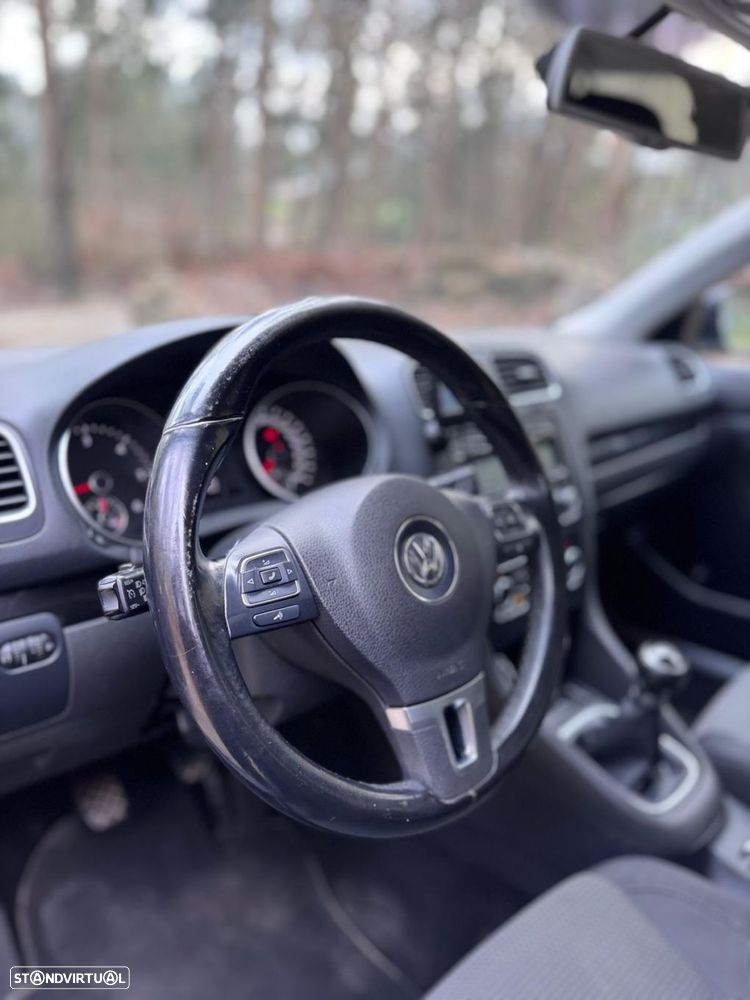 VW Golf 1.6 TDi Confortline - 19