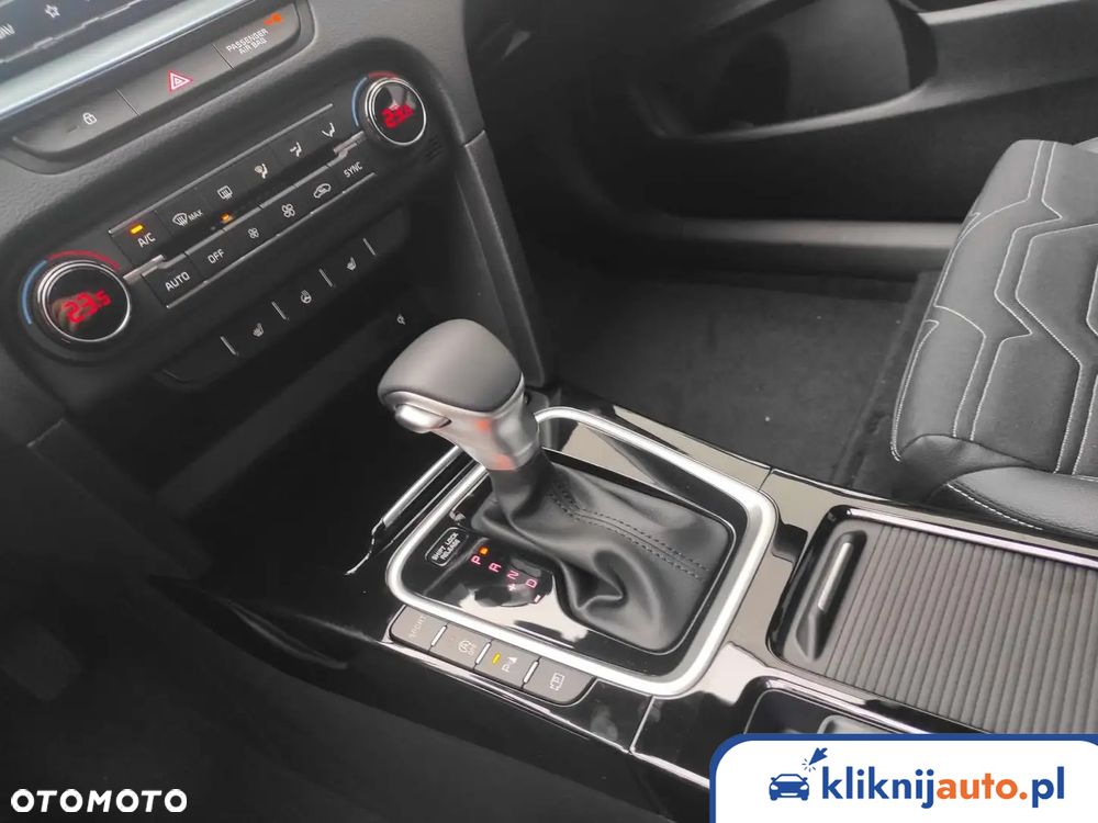Kia XCeed 1.6 T-GDI Tribute DCT - 12