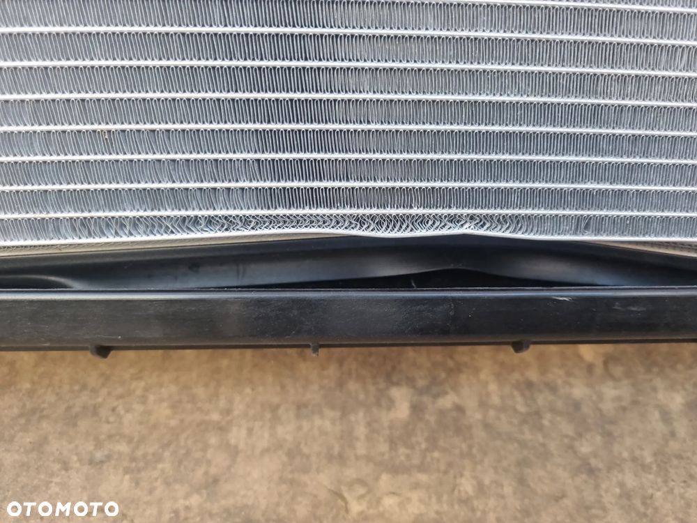 VW CADDY 2K7 PAS PRZEDNI WZOCNIENIE - 6