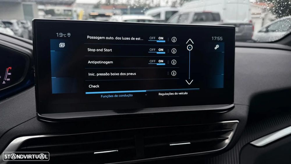 Peugeot 5008 1.2 Hybrid Allure Pack e-DCS6 - 23