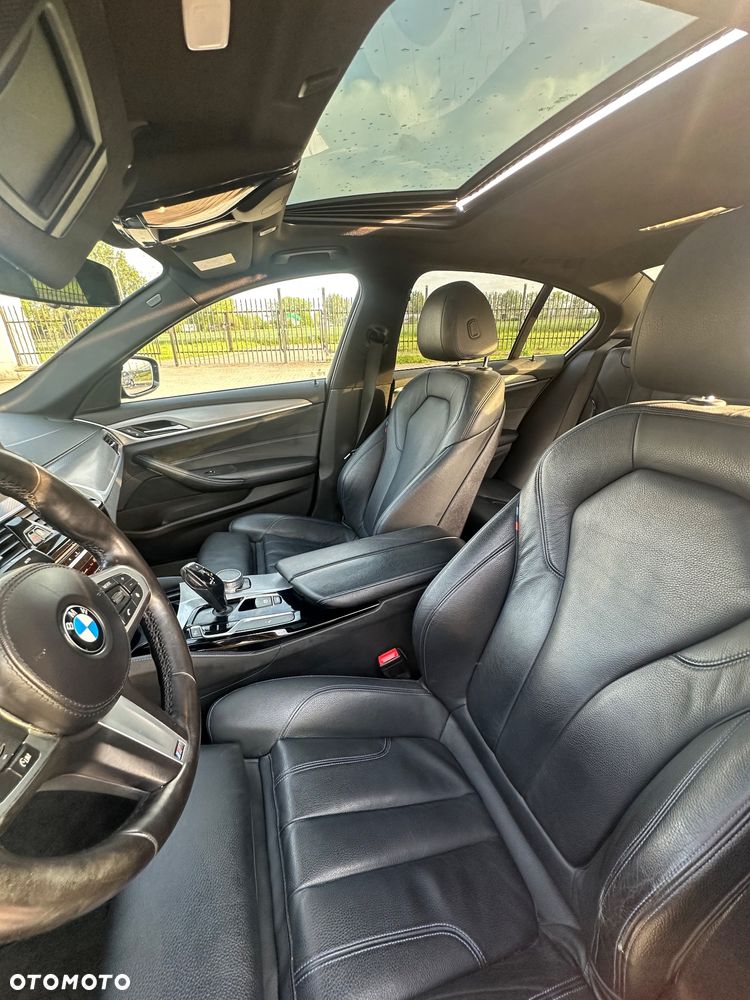 BMW Seria 5 520d xDrive M Sport sport - 11