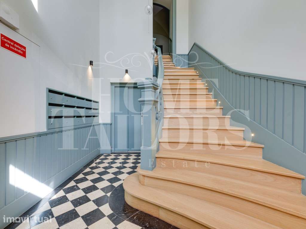 Apartamento T2 recuperado com elevador na histórica Baixa de Lisboa. - Grande imagem: 3/30