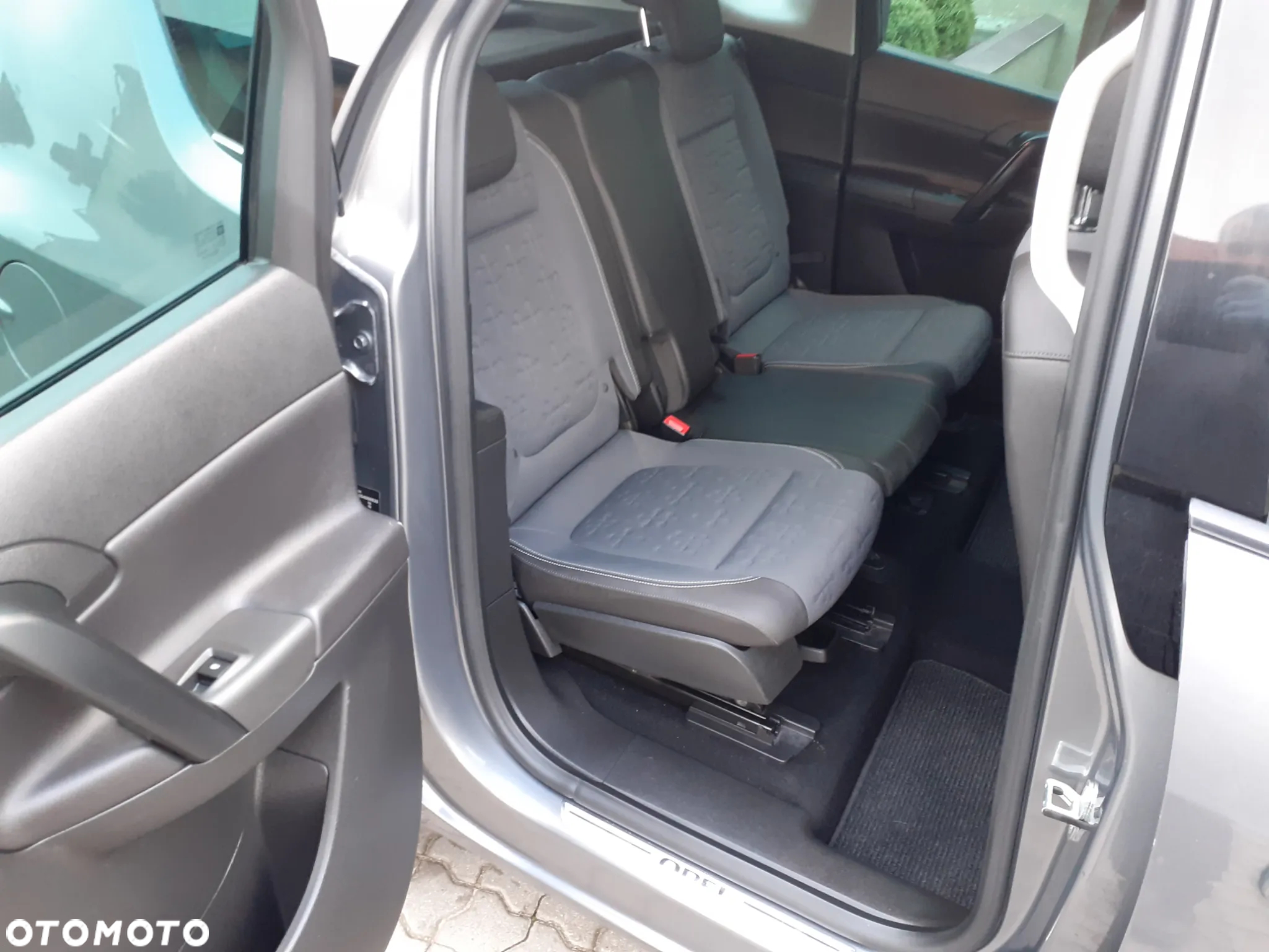 Opel Meriva 1.4 T Cosmo - 14