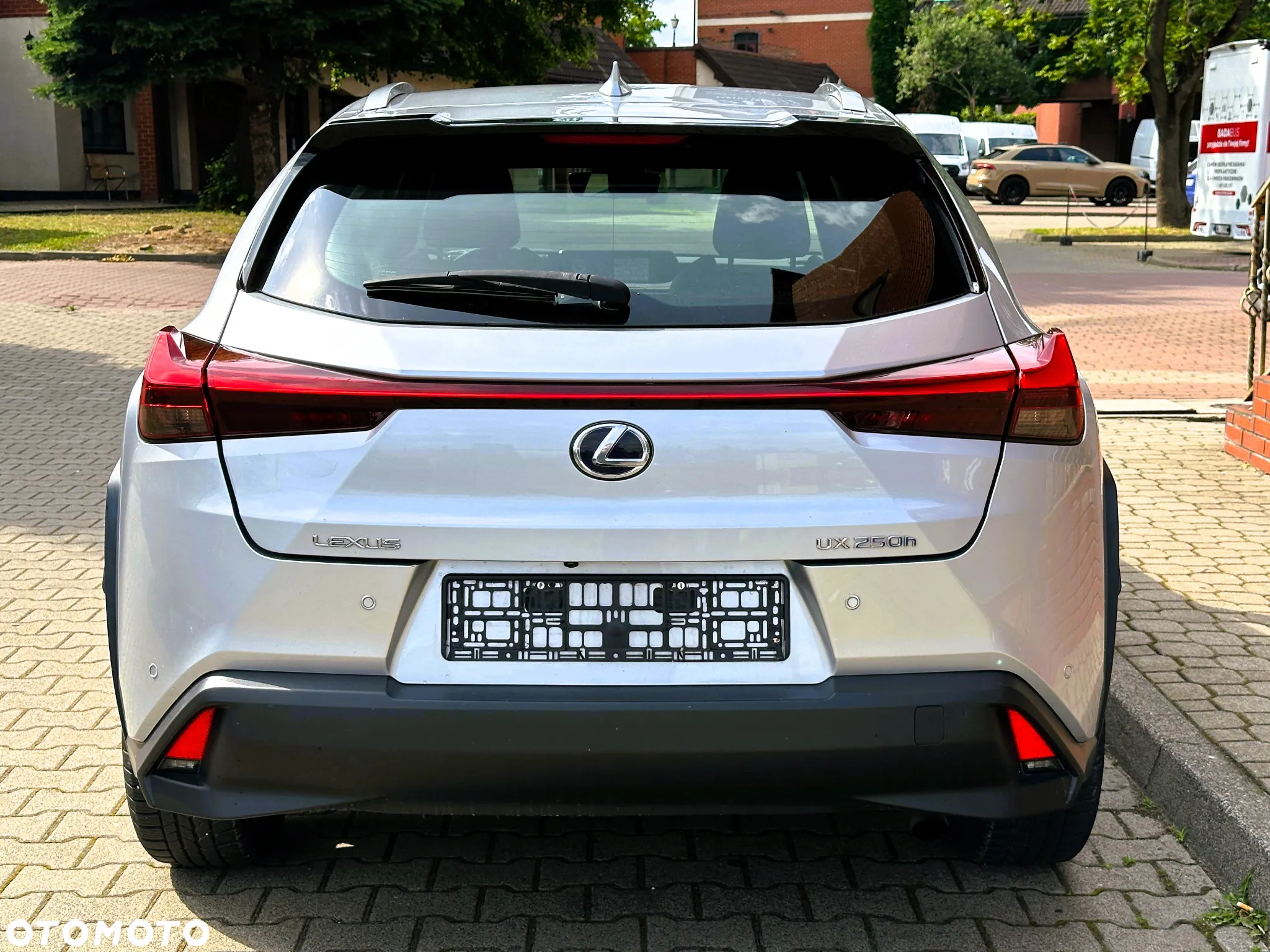 Lexus UX 250h GPF Business Edition 2WD - 6