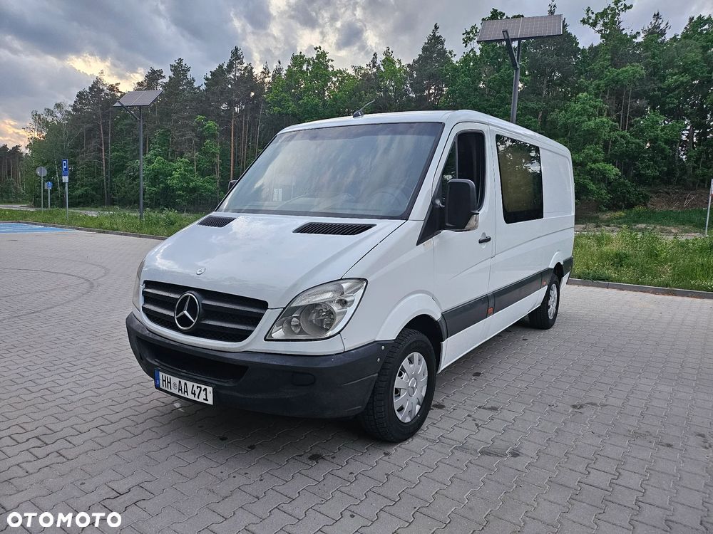 Mercedes-Benz Sprinter - 1
