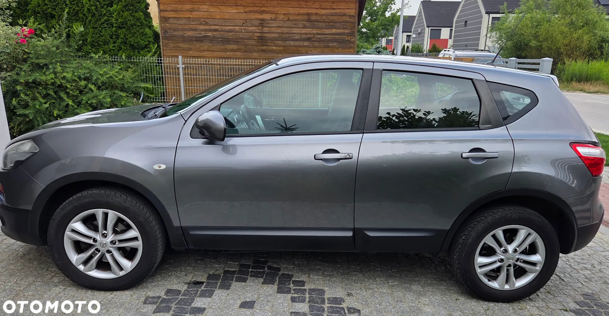 Nissan Qashqai - 4