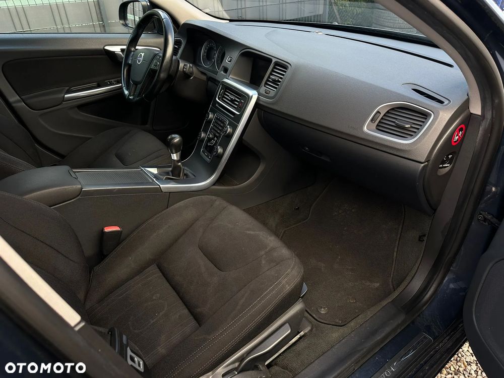 Volvo V60 DRIVe Kinetic - 11