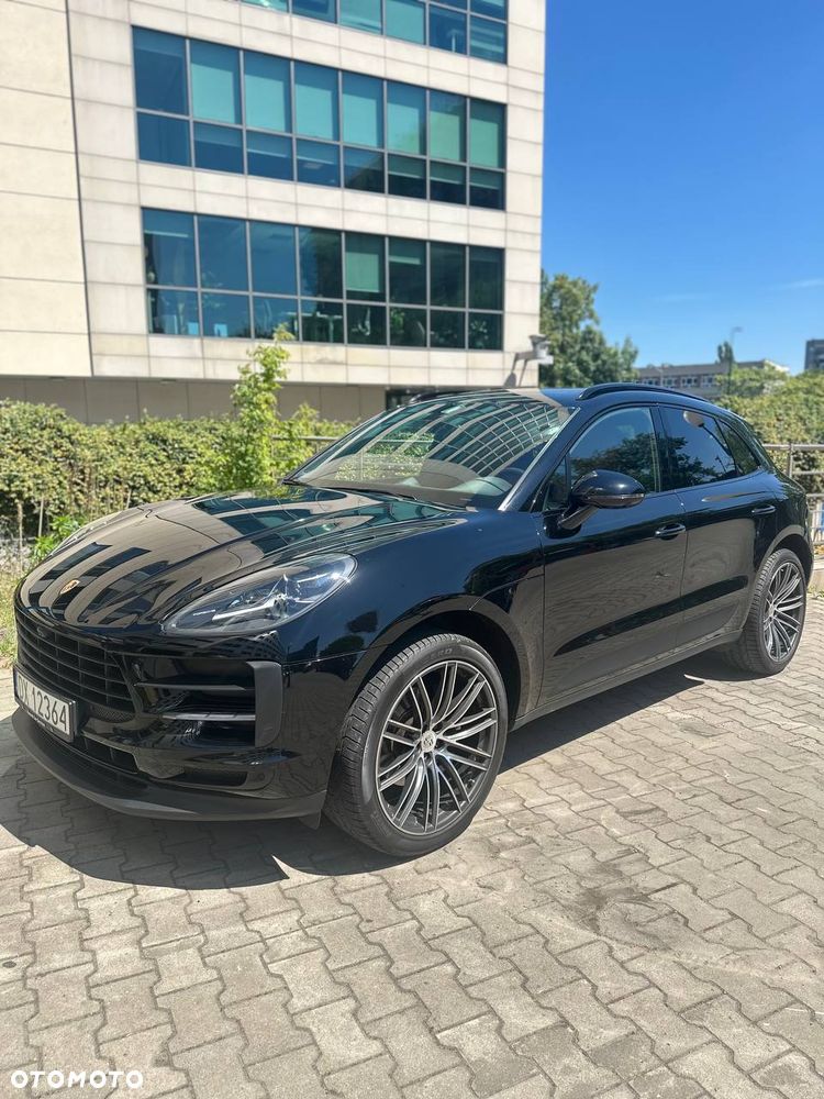 Porsche Macan - 1