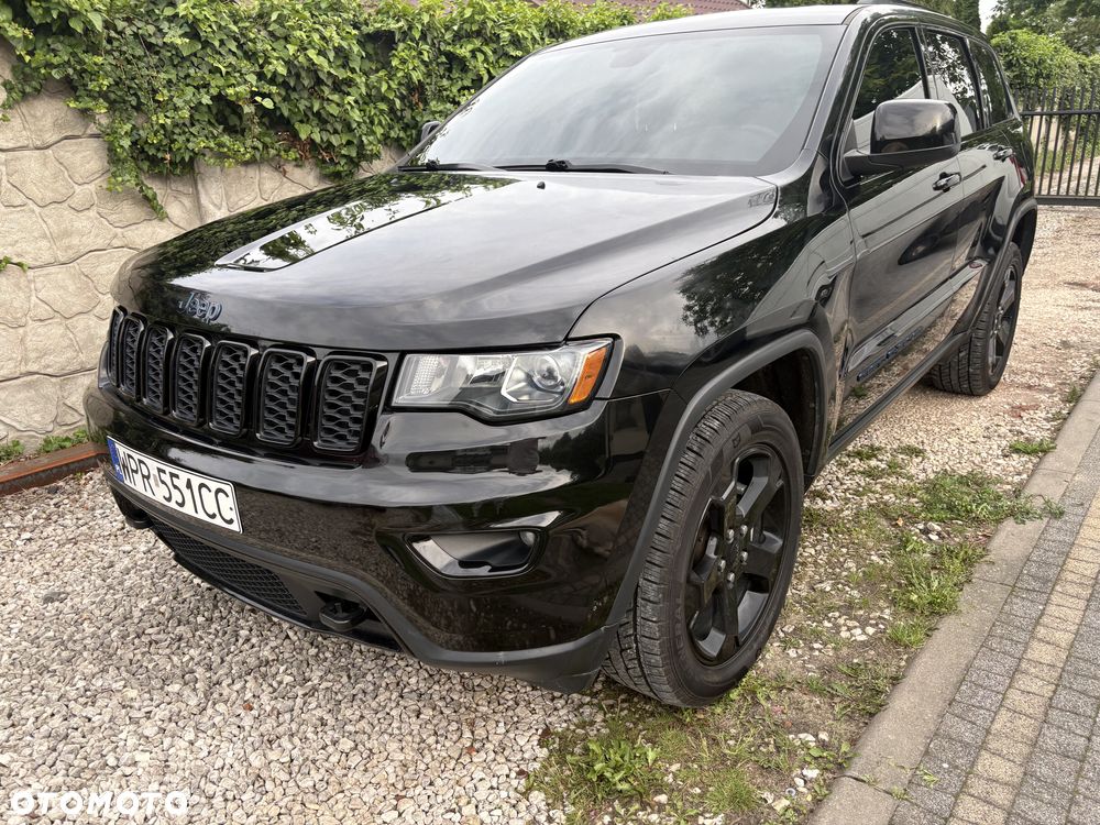 Jeep Grand Cherokee - 10