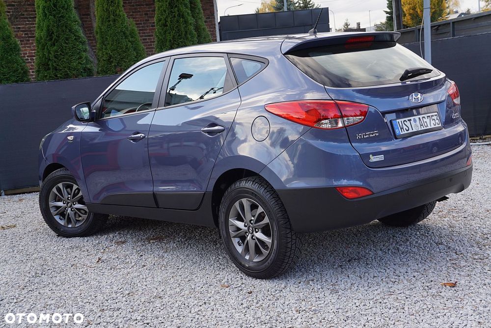 Hyundai ix35 1.6 2WD Fifa World Cup Edition - 6