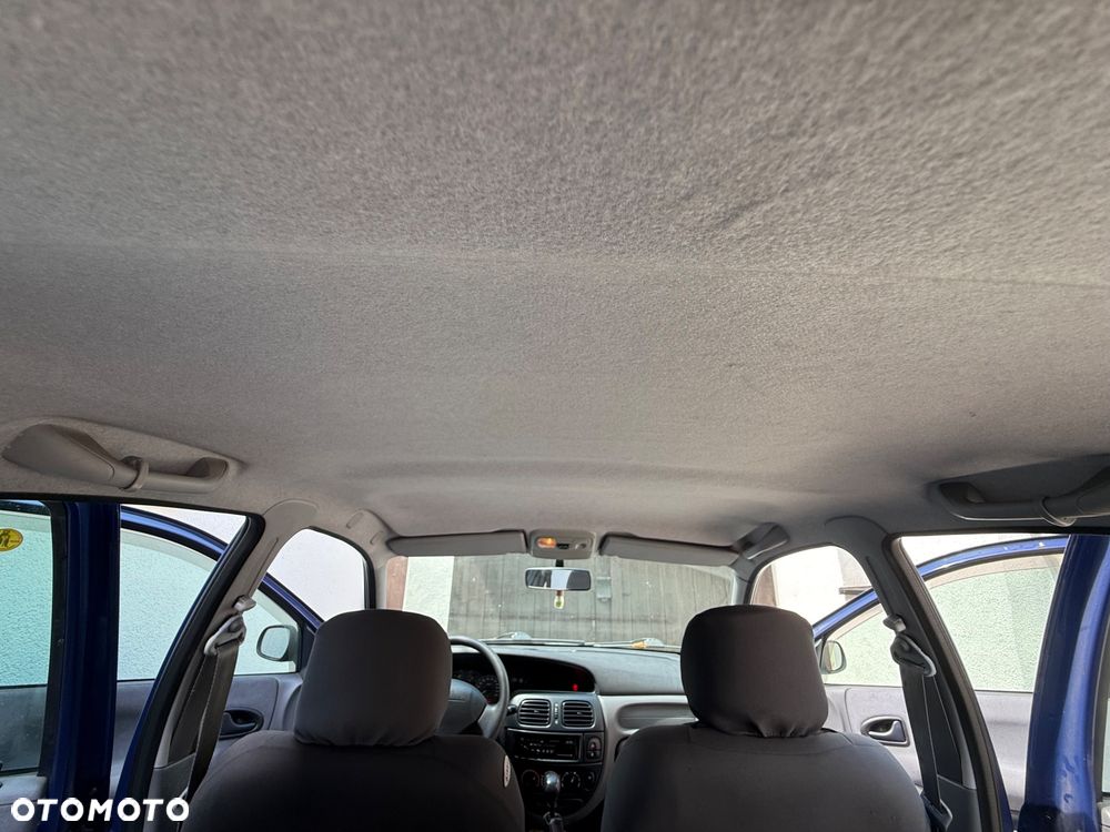 Renault Megane 1.4 RN - 23